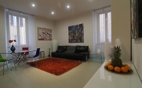 Casa Cavallotti - Modern Apartment Between Train Station And Port